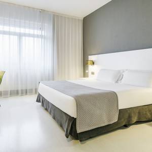 Habitación doble estándar Hotel ILUNION Bilbao