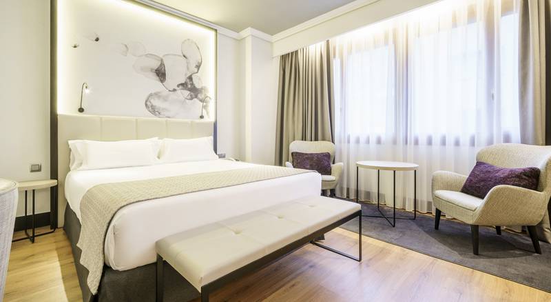 Suite Hotel ILUNION Bilbao